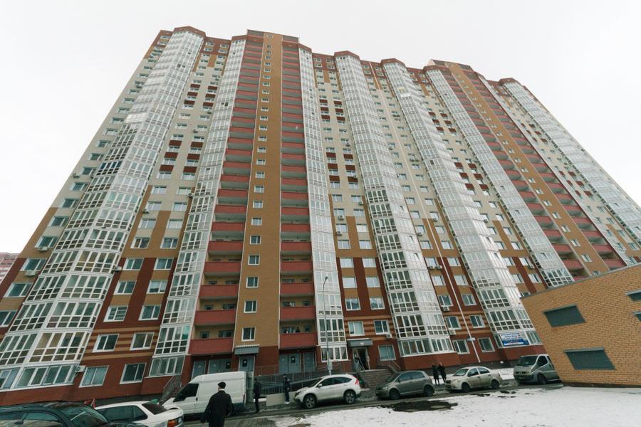 Cozy Apartment On Gmyri 12B Near Metro Poznyaki เคียฟ ภายนอก รูปภาพ